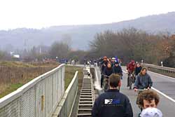 Fotos vom Ostermarsch 2003 - Leipzig, Halle, Hettstedt, Sangerhausen, Nordhausen