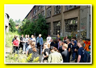 Vergrern durch Linksklick!